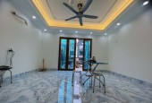 Cho thuê nhà Liền Kề có thang máy khu Tây Nam Linh Đàm, 4.5 tầng, 80m2, 4P, KD mọi loại hình